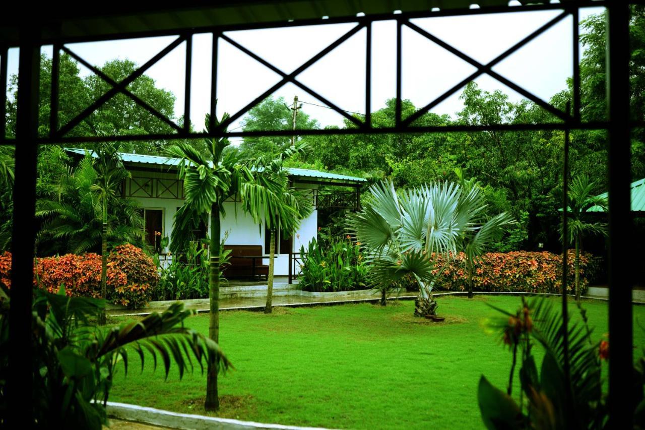 Elitehotels And Resorts Pvt Ltd Alībāg Esterno foto